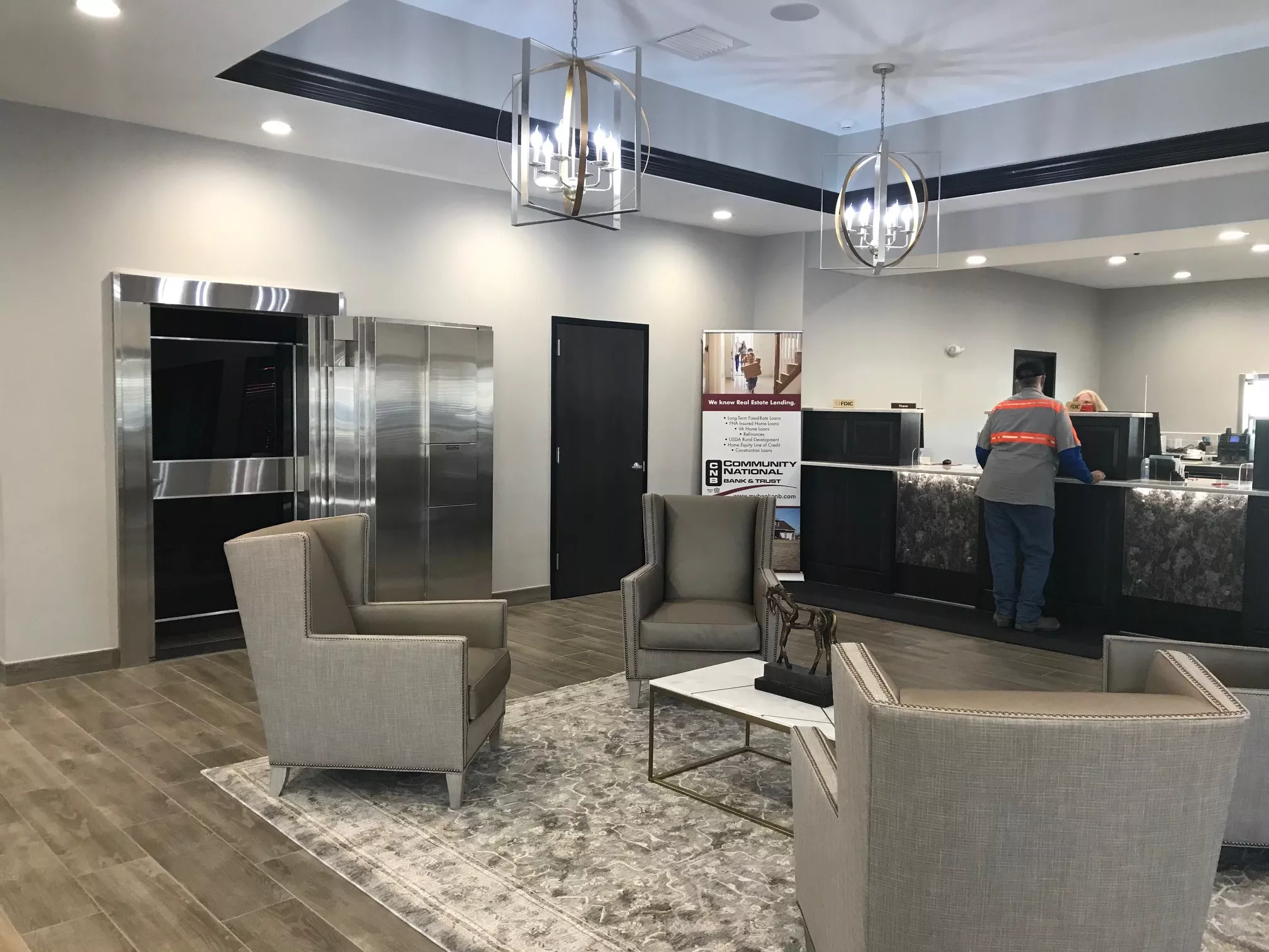 ribbon cutting 003.jpg